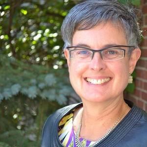 Meet your Posher, Suzanne